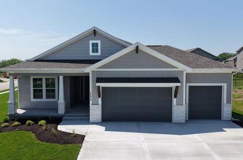 17171 S Laurelwood St, Olathe, KS, 66062-6634 | Card Image