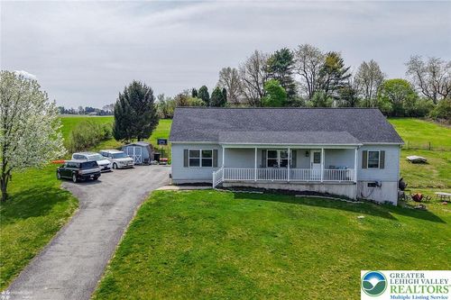8738 Cardinal Rd, NEW TRIPOLI, PA, 18066-3537 | Card Image