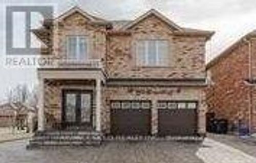 472 Briggs Crt, Mississauga, ON, L5W0C5 | Card Image