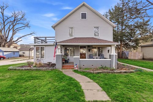 108 S Sedgwick St, Haven, KS, 67543-9286 | Card Image