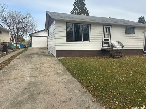 220 Avenue Rd, Kamsack, SK, S0A1S0 | Card Image