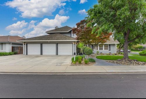 2316 Den Helder Dr, Modesto, CA, 95356-2459 | Card Image