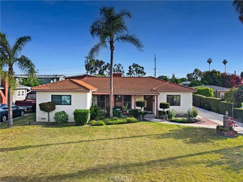7710 Dinsdale St, Downey, CA, 90240-3721 | Card Image