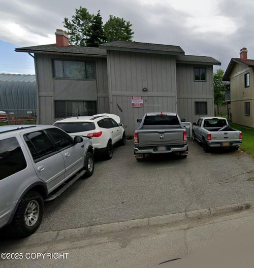 1808 W 47th Ave, Anchorage, AK, 99517-3178 | Card Image