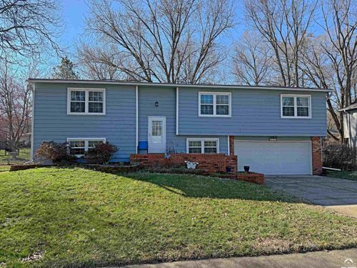 3015 Tomahawk Drive, Lawrence, KS, 66049 | Card Image