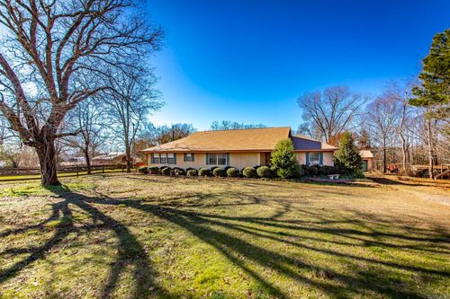 444 Blue Hole Rd, Beebe, AR, 72012-9768 | Card Image