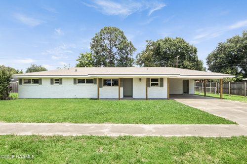 204 Maple Dr, Lafayette, LA, 70506-7005 | Card Image