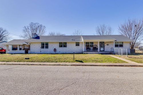 1409 Cleveland Ave, Baxter Springs, KS, 66713-1837 | Card Image