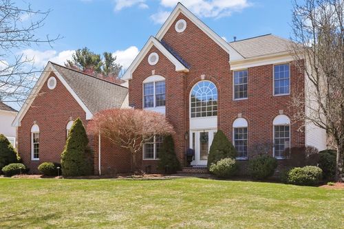 37 Hancock Rd, Franklin, MA, 02038 | Card Image