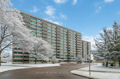 903-555 Brittany Dr, Ottawa, ON, K1K4C5 | Card Image