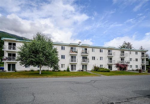 {{alt}} | Card Image