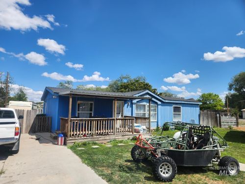 776 16th St, Vale, OR, 97918-9602 | Card Image