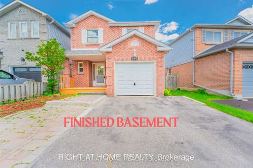 160 Overbank Dr, Oshawa, ON, L1J7Y5 | Card Image