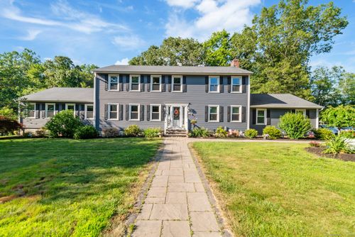 48 Greenwood Cir, Seymour, CT, 06483-2458 | Card Image