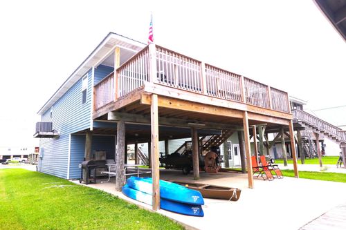 148 Constantin Dr, Golden Meadow, LA, 70357 | Card Image