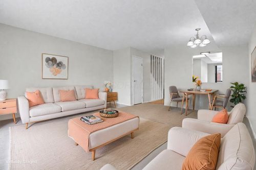 25 King Arthur Blvd, Westerville, OH, 43081 | Card Image