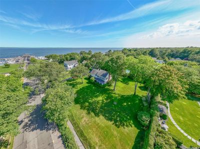 50 Bellport Lane, House other with 3 bedrooms, 3 bathrooms and null parking in Bellport Village NY | Image 3