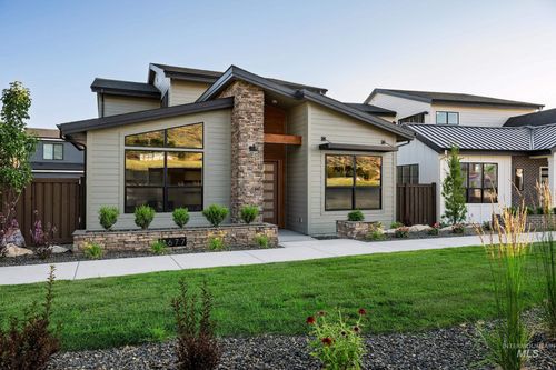 11677 N Rabbitbrush Way, Boise, ID, 83714-2666 | Card Image
