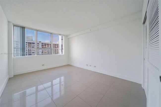 APT-262 - 1500 Bay Rd, Condo with 2 bedrooms, 2 bathrooms and null parking in Miami Beach FL | Image 15