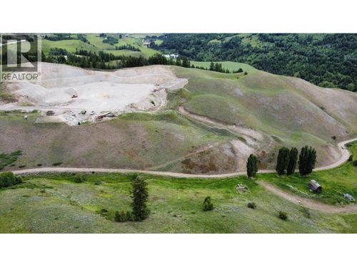5988 Highway 3 Highway, Bridesville, BC, V0H1Y0 | Card Image