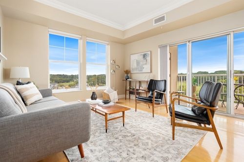 apt-601-36 Village Rd, Middleton, MA, 01949-1222 | Card Image