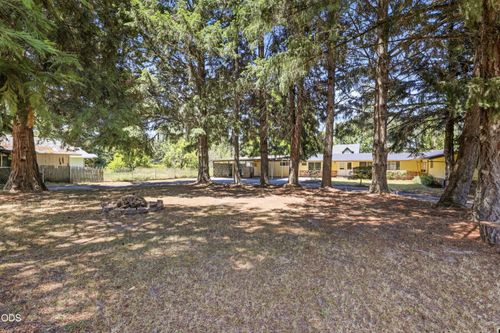 1980 Mccarter Ln, Grants Pass, OR, 97527-5761 | Card Image