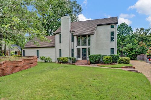 2441 Yester Oaks Dr, Germantown, TN, 38139-6419 | Card Image