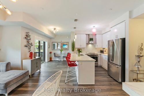129-128 Grovewood Common, Oakville, ON, L6H0X3 | Card Image