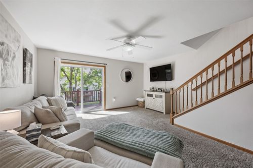 unit-b-2950 Samuel Ct Sw, Cedar Rapids, IA, 52404-7854 | Card Image