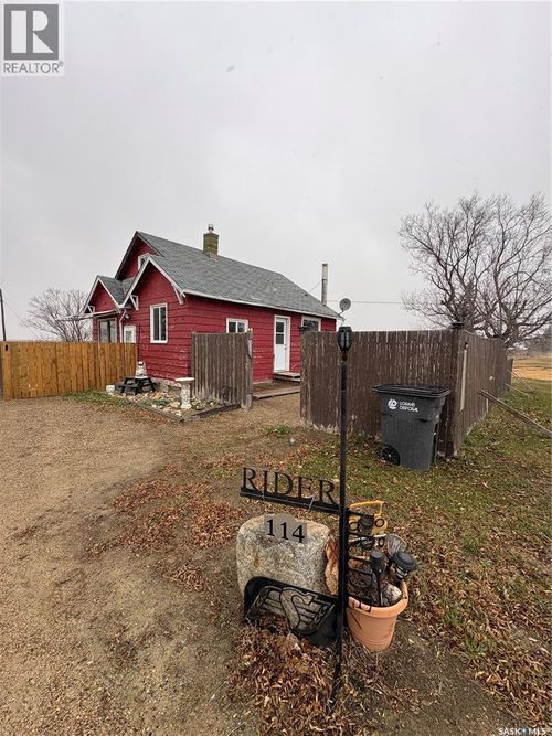 114 Mcintosh St, Markinch, SK, S0G3J0 | Card Image