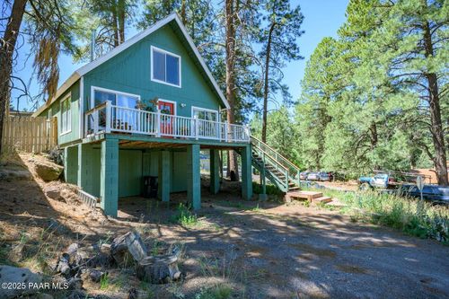 786 Kiowa, Flagstaff, AZ, 86005-4002 | Card Image