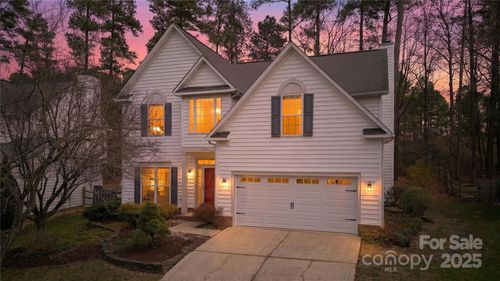 7809 Dunoon Ln, Charlotte, NC, 28269-7196 | Card Image