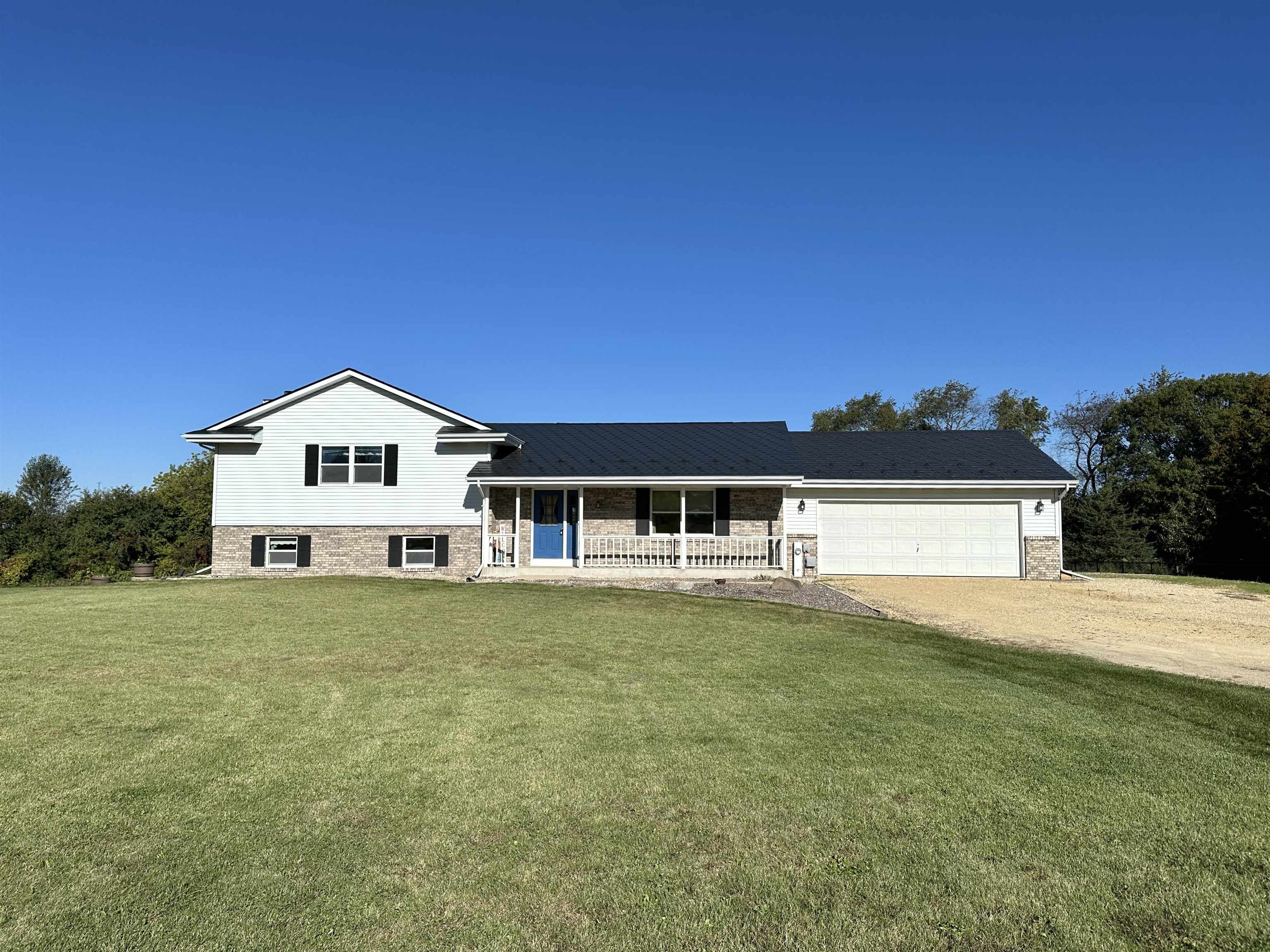 Palakwia Dr, Janesville, WI 53546