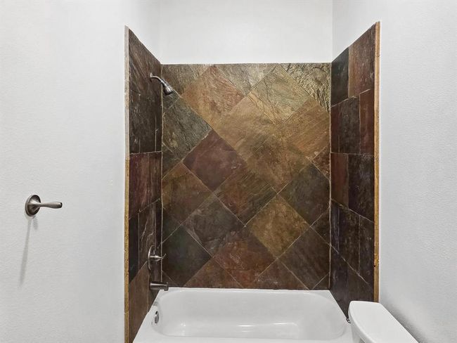 2014 Sabine St, House other with 4 bedrooms, 5 bathrooms and 2 parking in Houston TX | Image 10