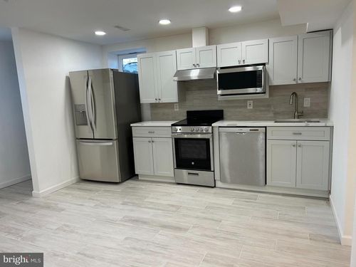 7131 Gormel Dr, Springfield, VA, 22150-3122 | Card Image