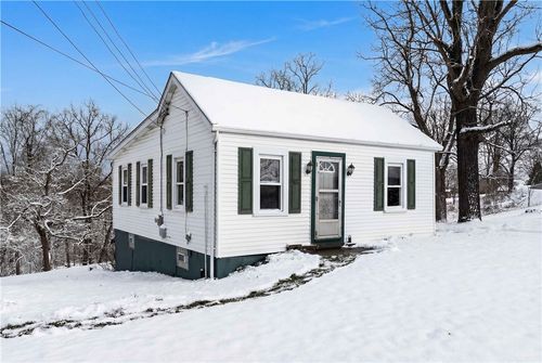 1198 Morgan Rd, Bridgeville, PA, 15017-1042 | Card Image