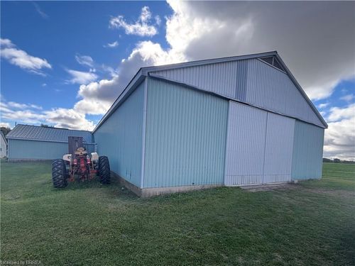 612 Burtch Rd, Mount Pleasant, ON, N0E1K0 | Card Image