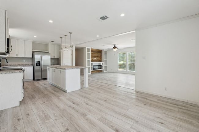 855 Roosevelt Rd, House other with 4 bedrooms, 2 bathrooms and null parking in Luling TX | Image 17