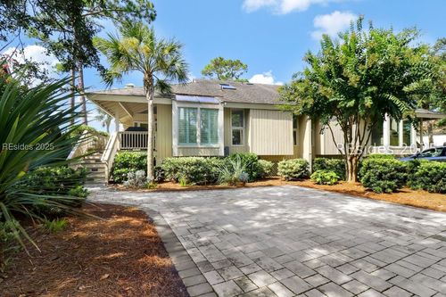 33 Pine Island Ct, Hilton Head Island, SC, 29928-7138 | Card Image