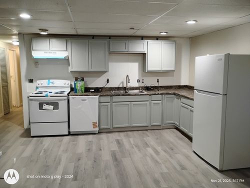 d-93 Pleasant St, Ware, MA, 01082-1026 | Card Image