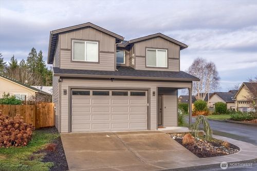 109 Hill Dr, Cathlamet, WA, 98612-9598 | Card Image