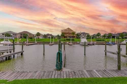 896 Davis Rd, League City, TX, 77573-2823 | Card Image