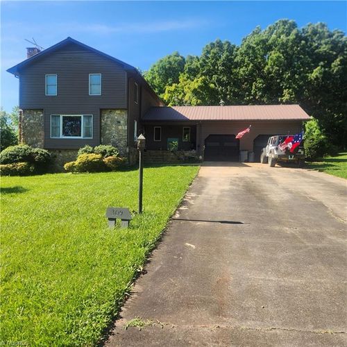 309 Golfcrest Rd, Denton, NC, 27239 | Card Image