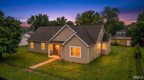 508 S Penn St, Fairmount, IN, 46928-2131 | Card Image