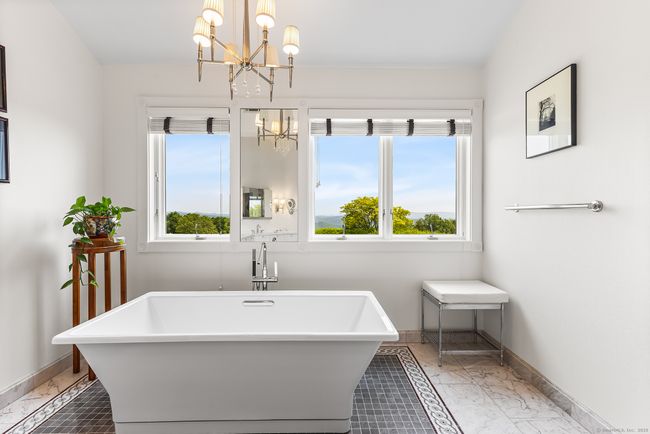 79 Taine Mountain Rd, House other with 3 bedrooms, 3 bathrooms and null parking in Burlington CT | Image 22