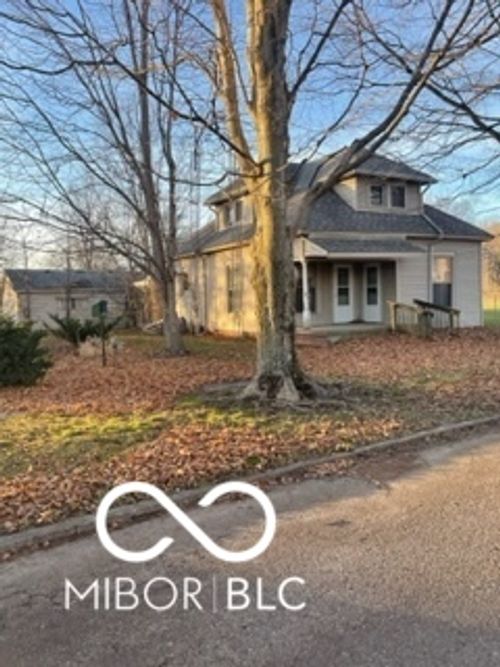 308 N Vine St, Waynetown, IN, 47990-8260 | Card Image