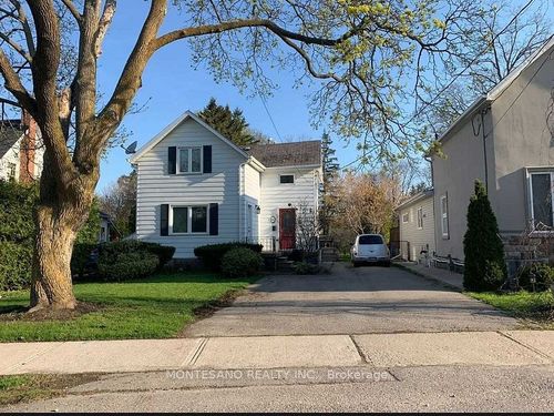 83 Arnold Cres, Richmond Hill, ON, L4C3R7 | Card Image