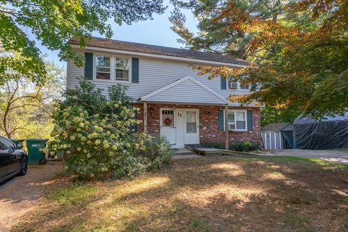 11 Shawnee Rd, Pepperell, MA, 01463-1338 | Card Image