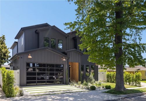 5222 Ventura Canyon Ave, Sherman Oaks, CA, 91401-5924 | Card Image