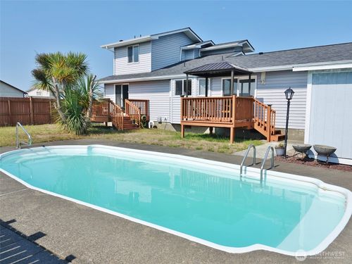 1102 Fairwood Dr Sw, Ocean Shores, WA, 98569-9254 | Card Image